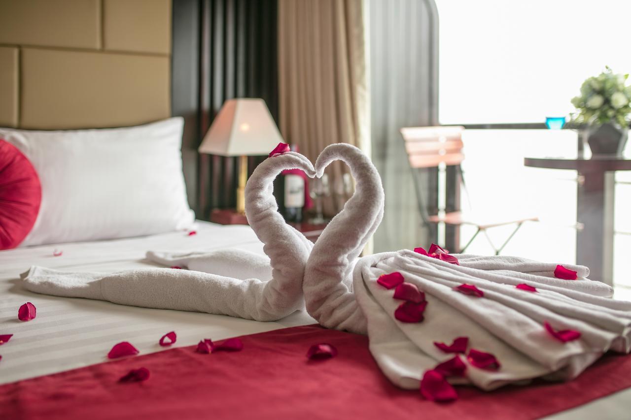 Halong Majestic Legend Cruise Hotel Ха Лонг Екстериор снимка