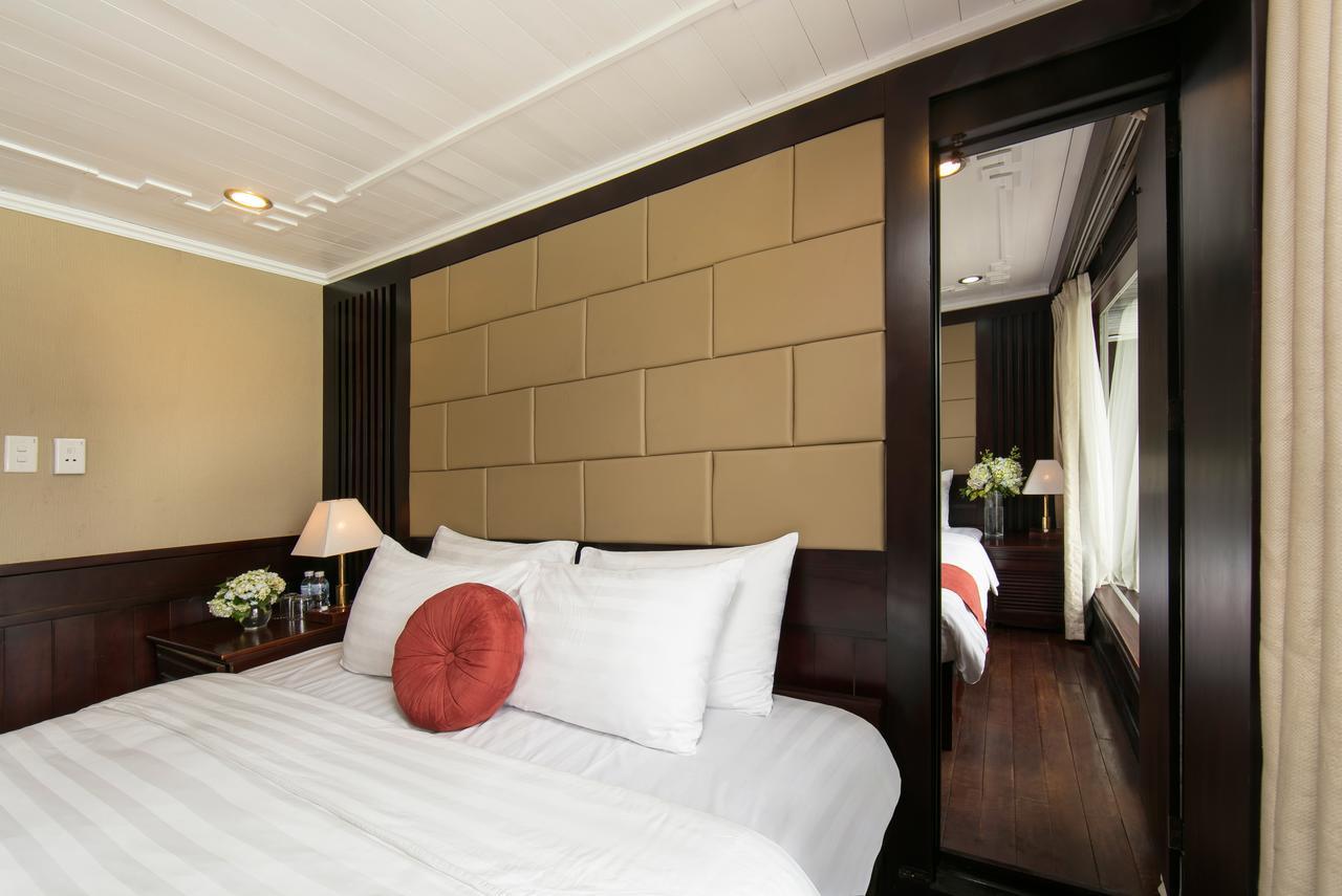 Halong Majestic Legend Cruise Hotel Ха Лонг Екстериор снимка